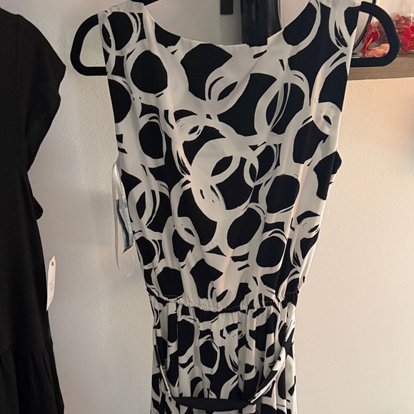 Alfani Black and White Abstract Midi Dress - Picture 4 of 6